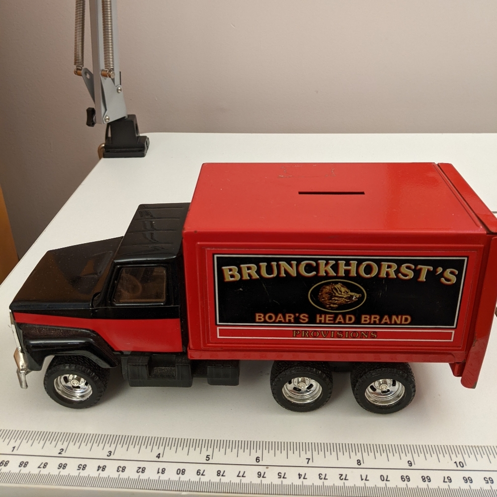Vtg ERTL Brunckhorst's Boars Head Brand Provisions Truck Toy Bank, Made in USA